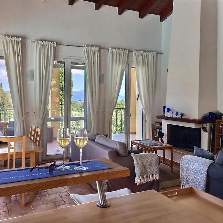 Gastouri Villa Pascalia With Heated Pool In October And Views Achílleion Dış mekan fotoğraf