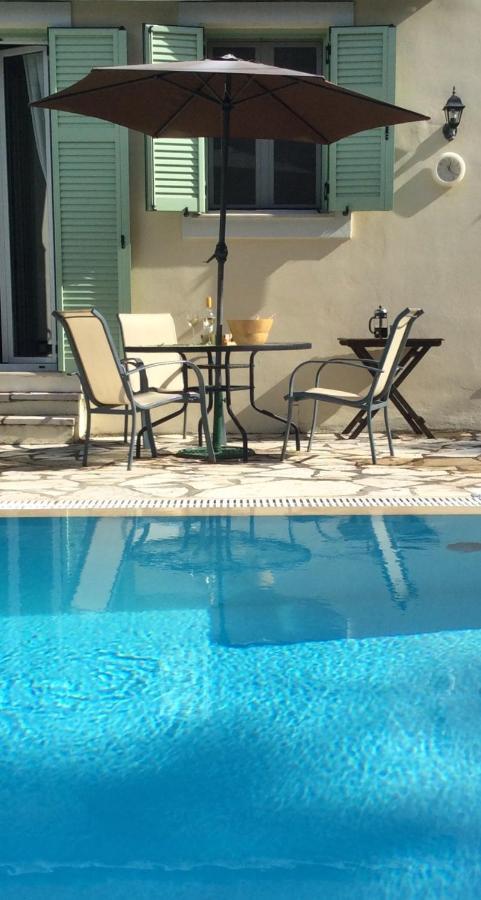 Gastouri Villa Pascalia With Heated Pool In October And Views Achílleion Dış mekan fotoğraf