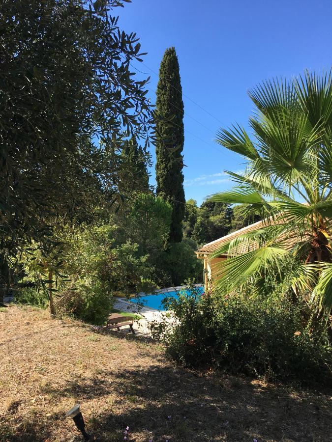 Gastouri Villa Pascalia With Heated Pool In October And Views Achílleion Dış mekan fotoğraf