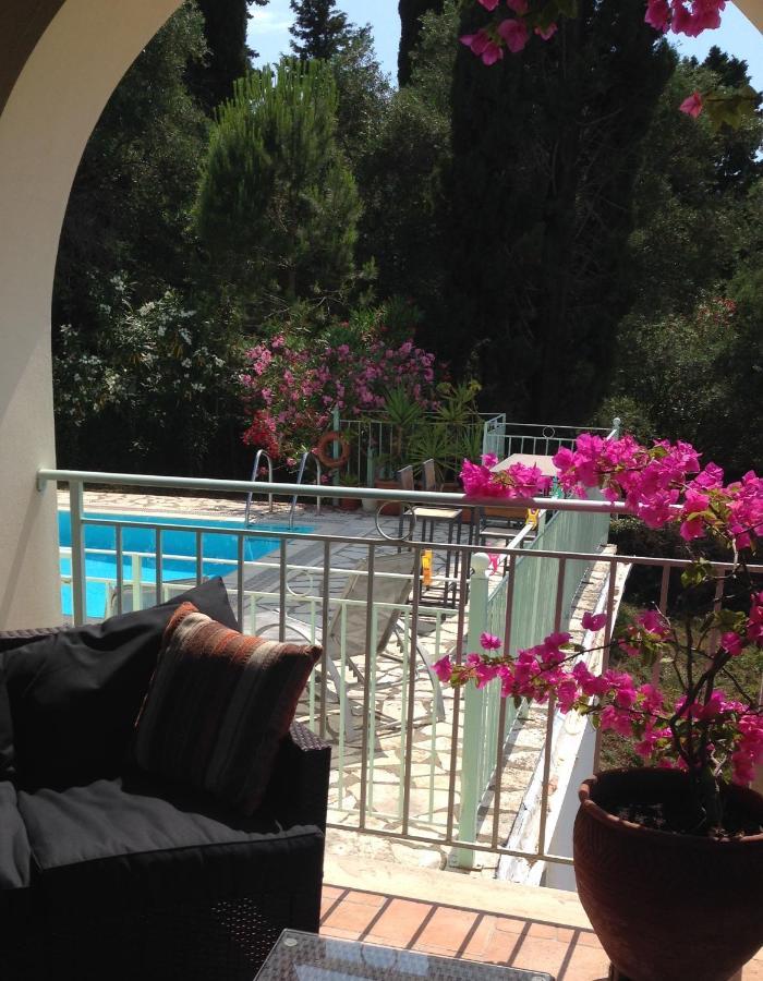 Gastouri Villa Pascalia With Heated Pool In October And Views Achílleion Dış mekan fotoğraf