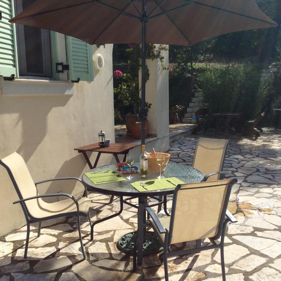 Gastouri Villa Pascalia With Heated Pool In October And Views Achílleion Dış mekan fotoğraf